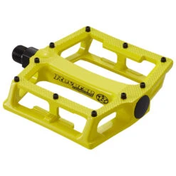 Reverse - Pedal Super Shape 3-D - Platform Pedals -Bike helmets Store reverse pedal super shape 3 d platform pedals 3